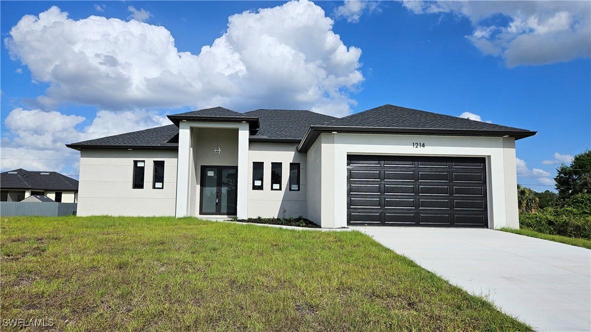 1214 Hibiscus Ave., Lehigh Acres, FL 33972