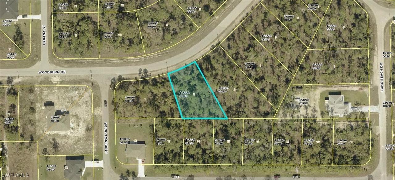 311 Woodburn Dr., Lehigh Acres, FL 33972