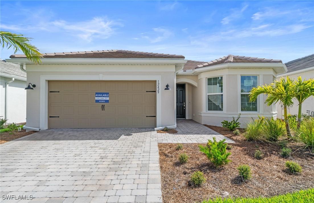 12429 Basalt Ln., Alva, FL 33982