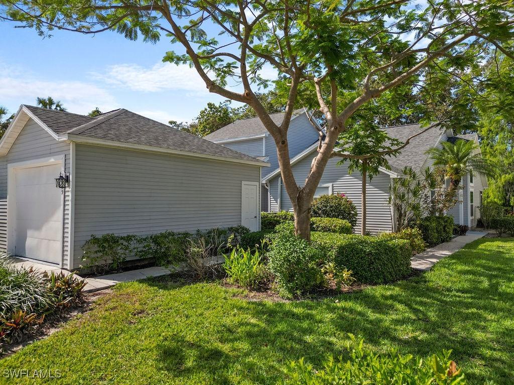 1429 Monarch Cir. #B8, Naples, FL 34116