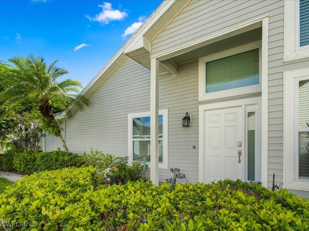 1429 Monarch Cir. #B8, Naples, FL 34116