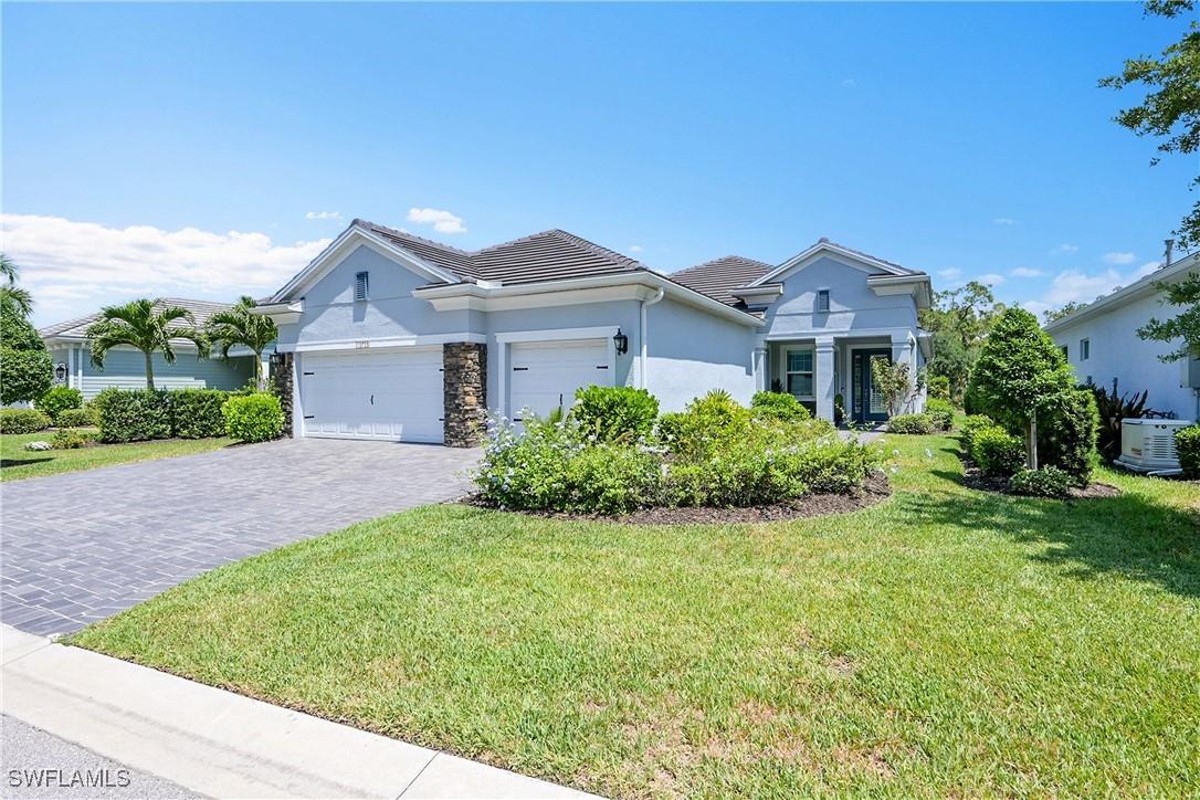 13725 Magnolia Isle Dr., Fort Myers, FL 33905