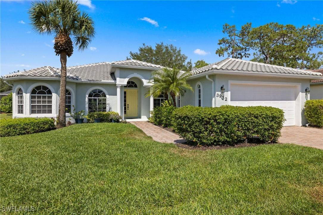 3932 Ruxton Rd., Naples, FL 34116