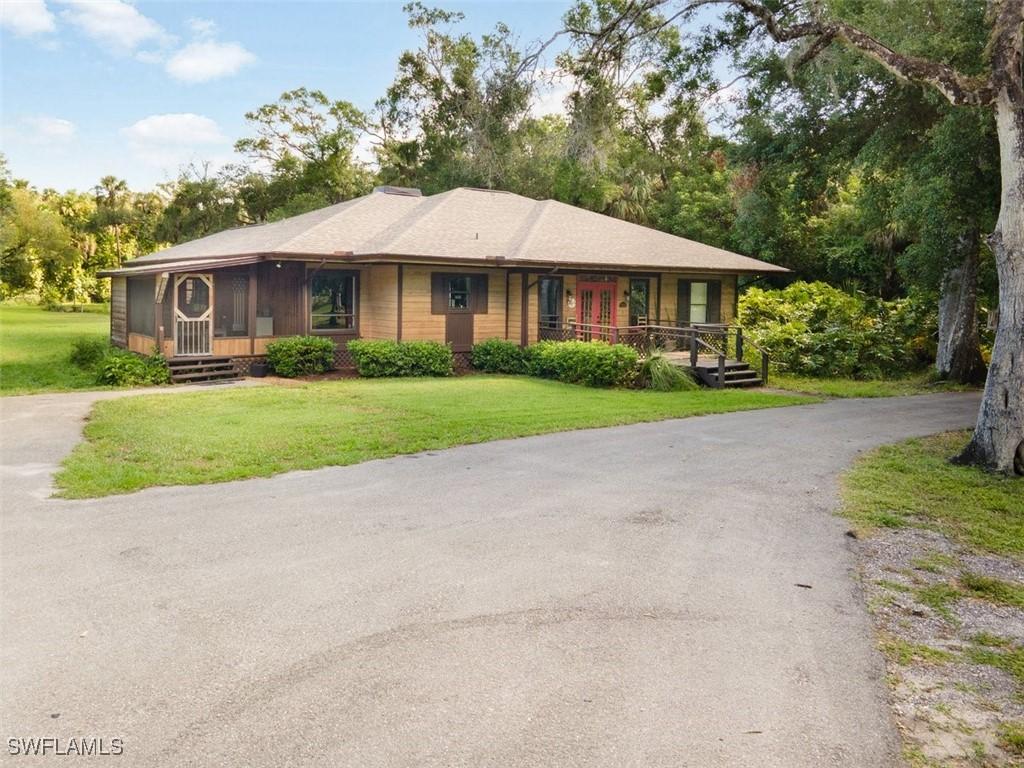 17321 Oak Creek Rd., Alva, FL 33920