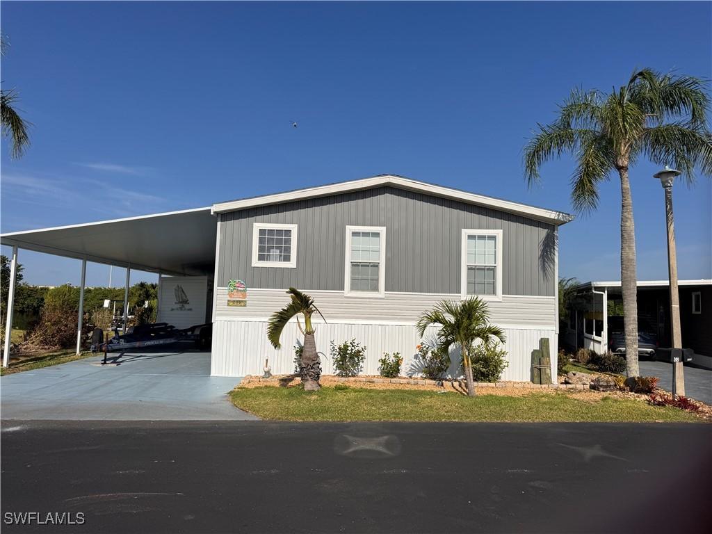 209 Sun Cir., Fort Myers, FL 33905