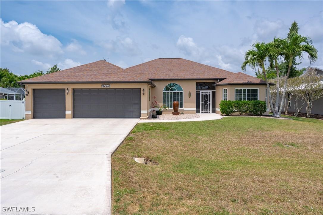3742 SE 3rd Pl., Cape Coral, FL 33904