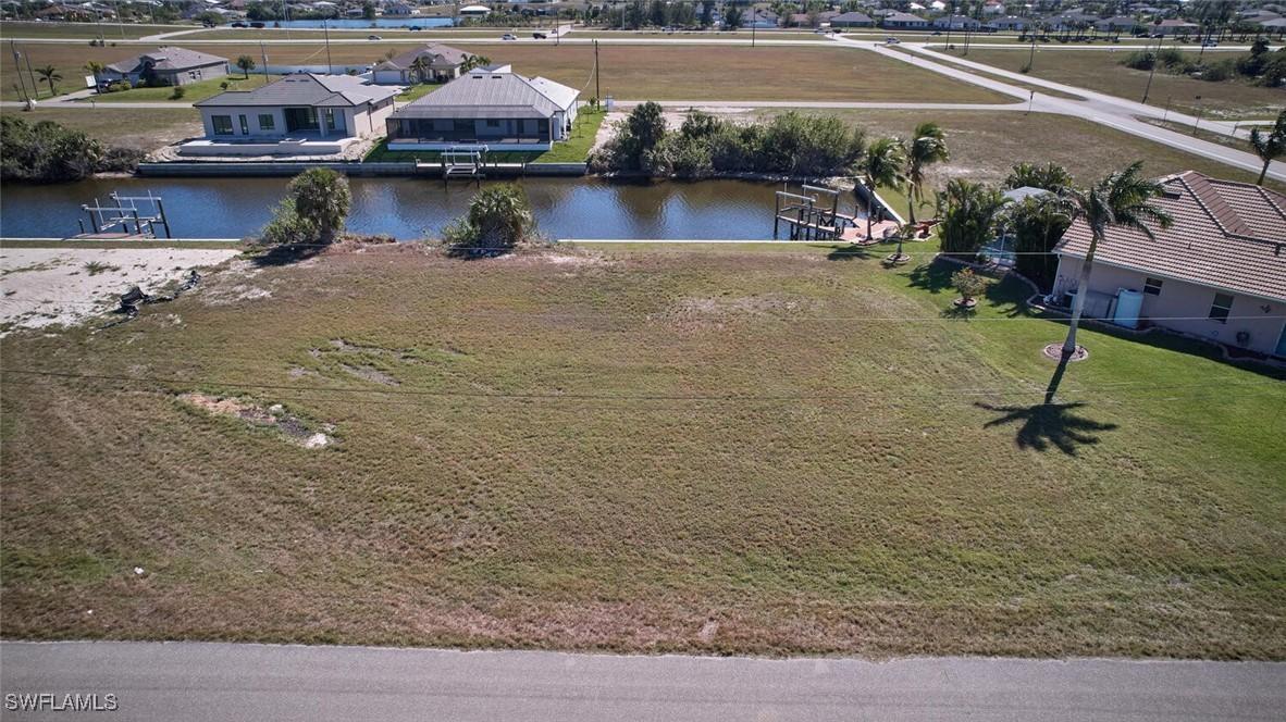 1209 NW 33rd Ave., Cape Coral, FL 33993
