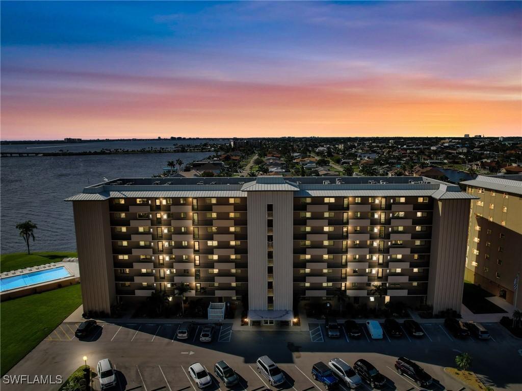 4280 SE 20th Pl. #207, Cape Coral, FL 33904