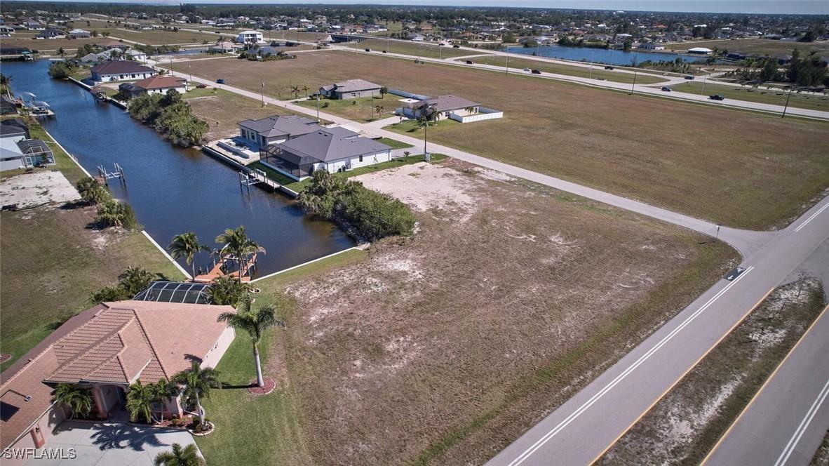 3231 Yucatan Pkwy., Cape Coral, FL 33993