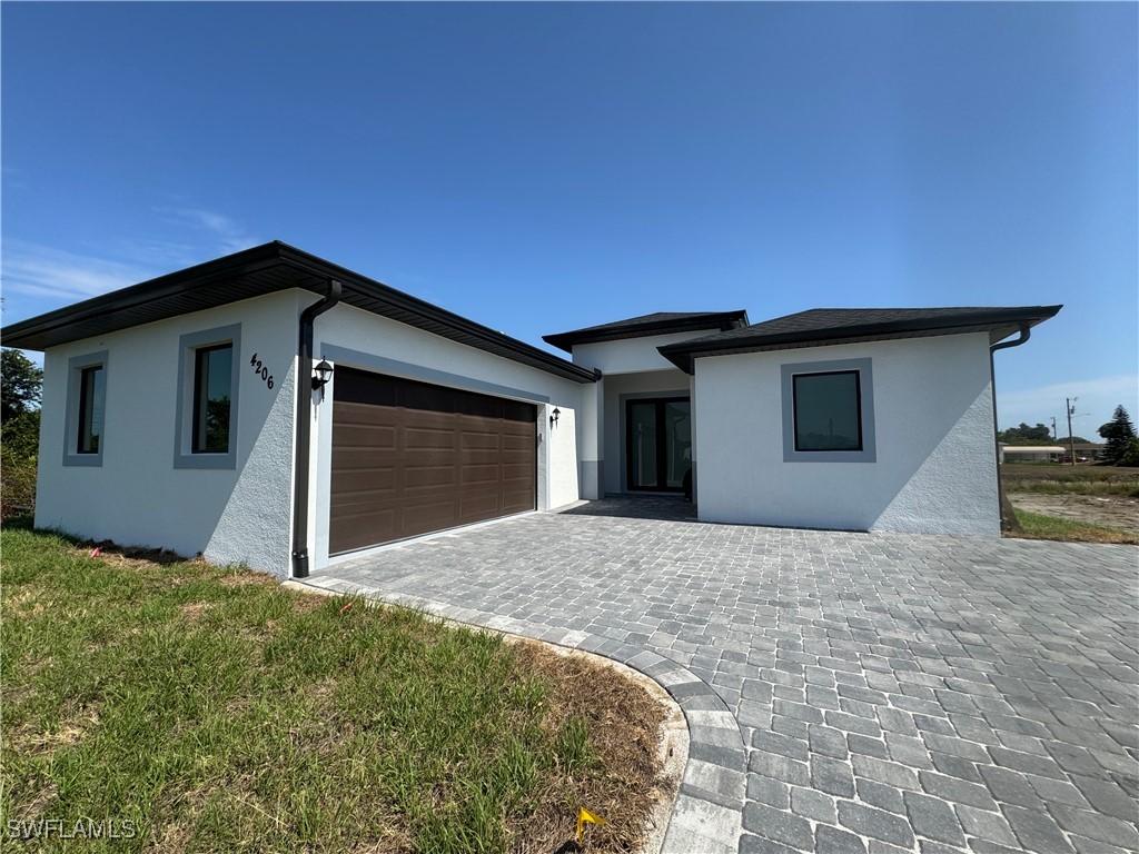 4206 15th St., Lehigh Acres, FL 33976