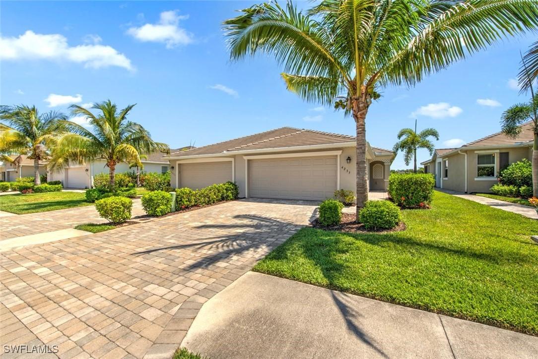 4235 Lemongrass Dr., Fort Myers, FL 33916