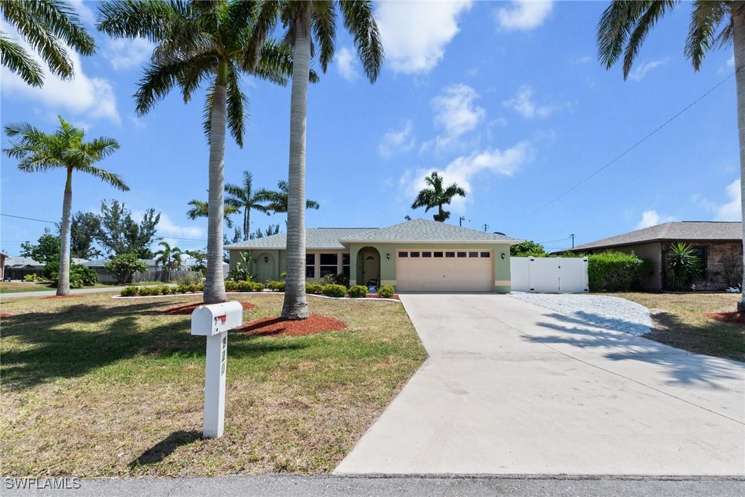 220 SE 21st St., Cape Coral, FL 33990