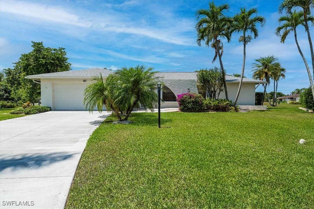 116 Short Ct., Naples, FL 34112
