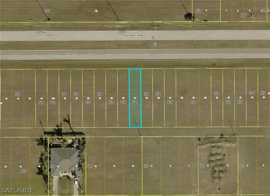 2048 Diplomat Pkwy., Cape Coral, FL 33909