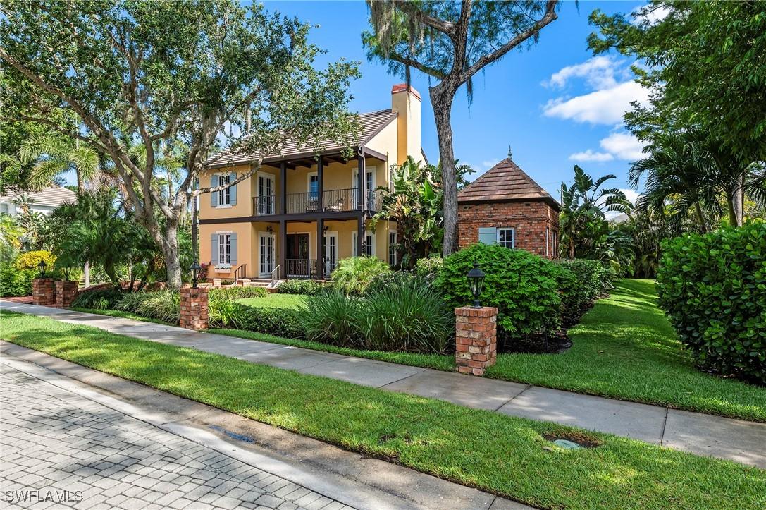 1419 Hemingway Pl., Naples, FL 34103