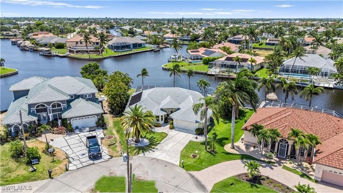 2005 SE 21st St., Cape Coral, FL 33990