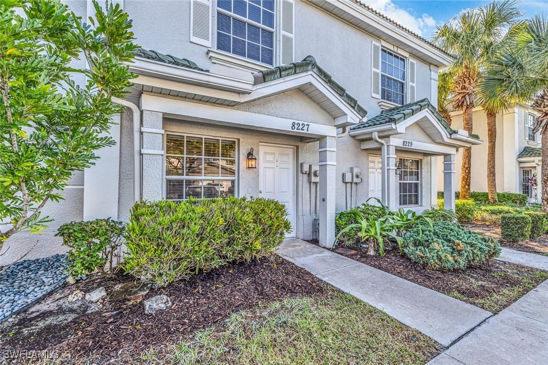 8227 Pacific Beach Dr., Fort Myers, FL 33966