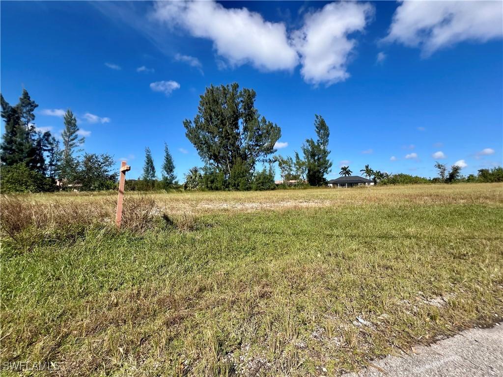 1430 NW 24th Pl., Cape Coral, FL 33993
