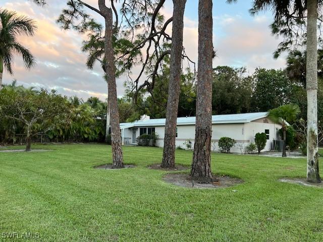 2906 Hawthorne Ct., Naples, FL 34104