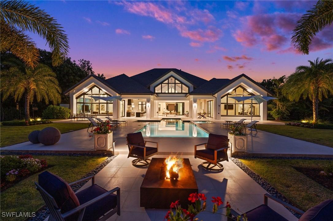 115 East Ave., Naples, FL 34108