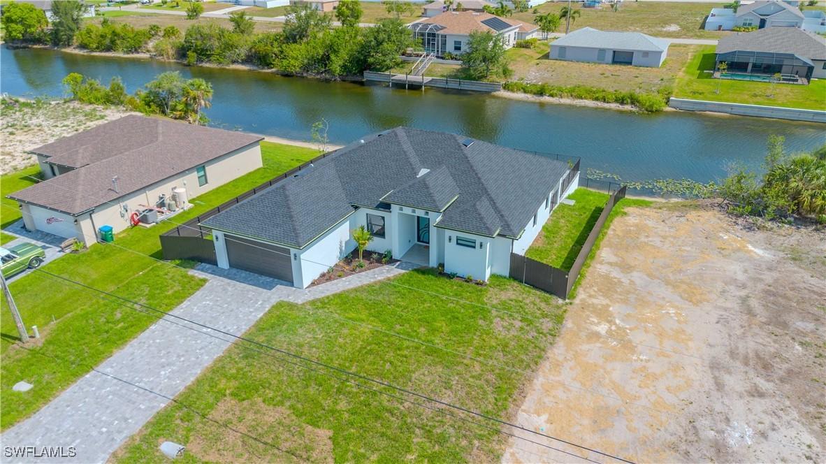 408 NW 9th St., Cape Coral, FL 33993