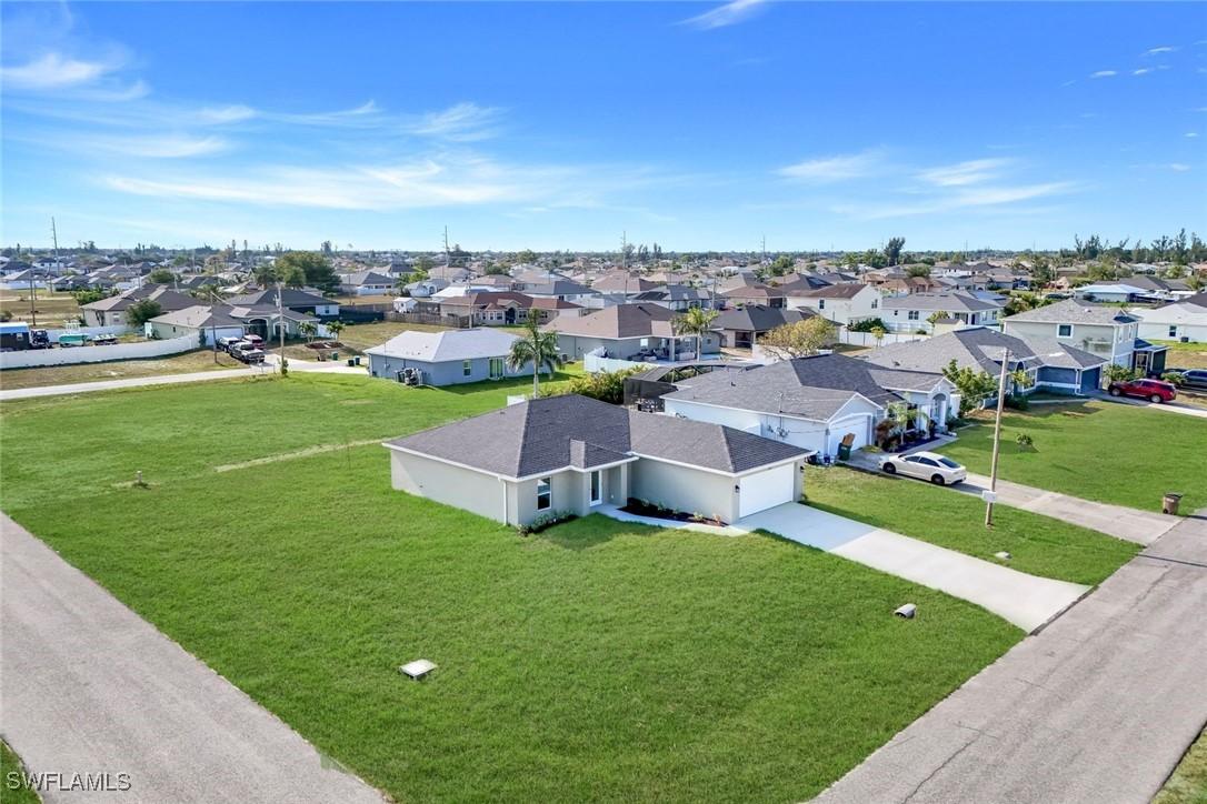 2121 NW 2nd Ave., Cape Coral, FL 33993