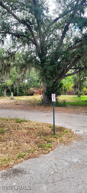 27035 Leitner Ln., Bonita Springs, FL 34135
