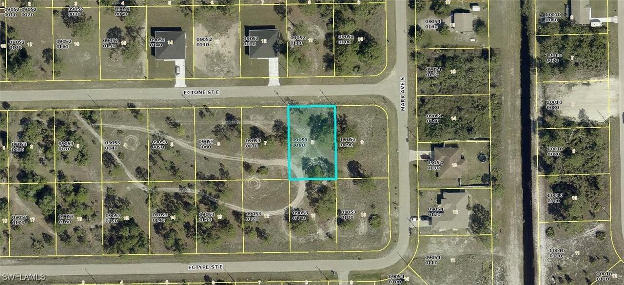 1120 Ectone St., Lehigh Acres, FL 33974