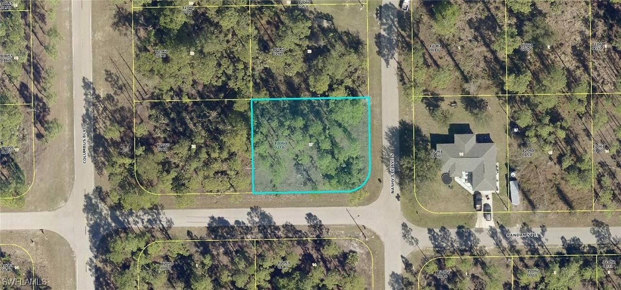 210 Nashville Ave., Lehigh Acres, FL 33974