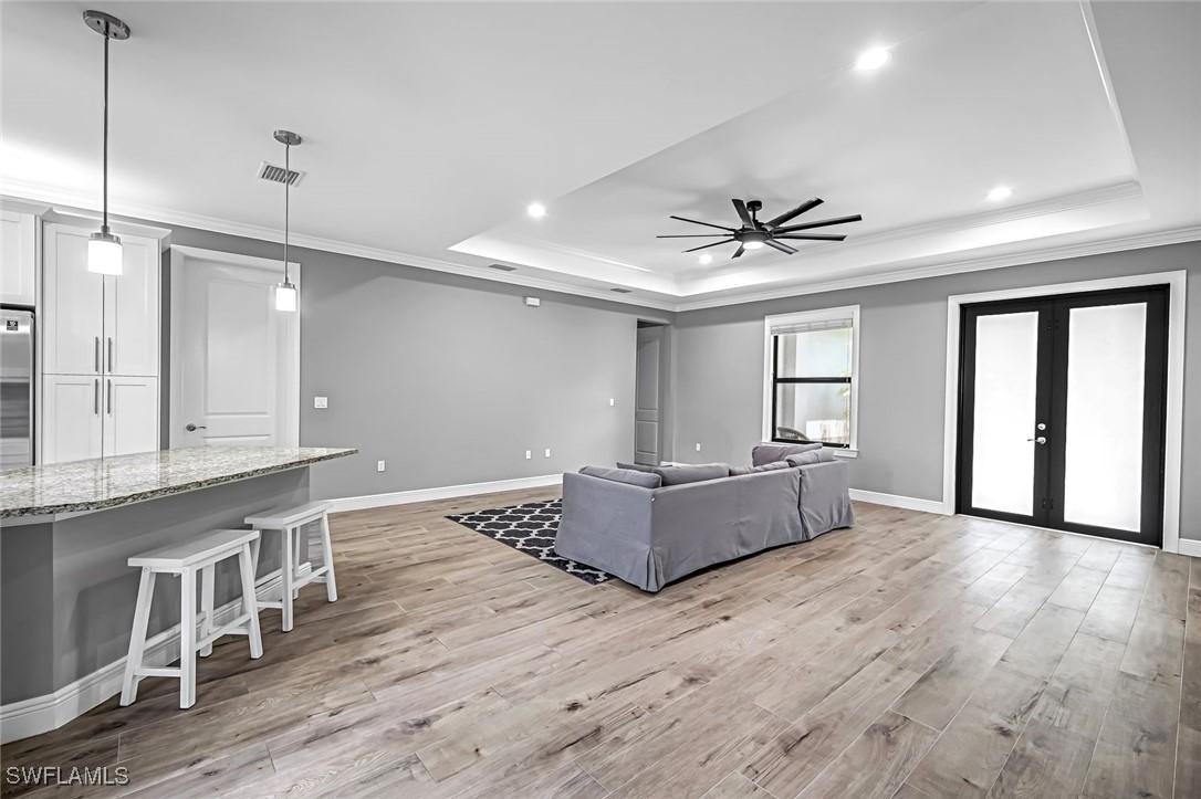 79 41st Ave., Naples, FL 34120