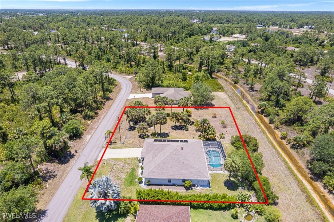 1061 Lilac St., Lehigh Acres, FL 33974