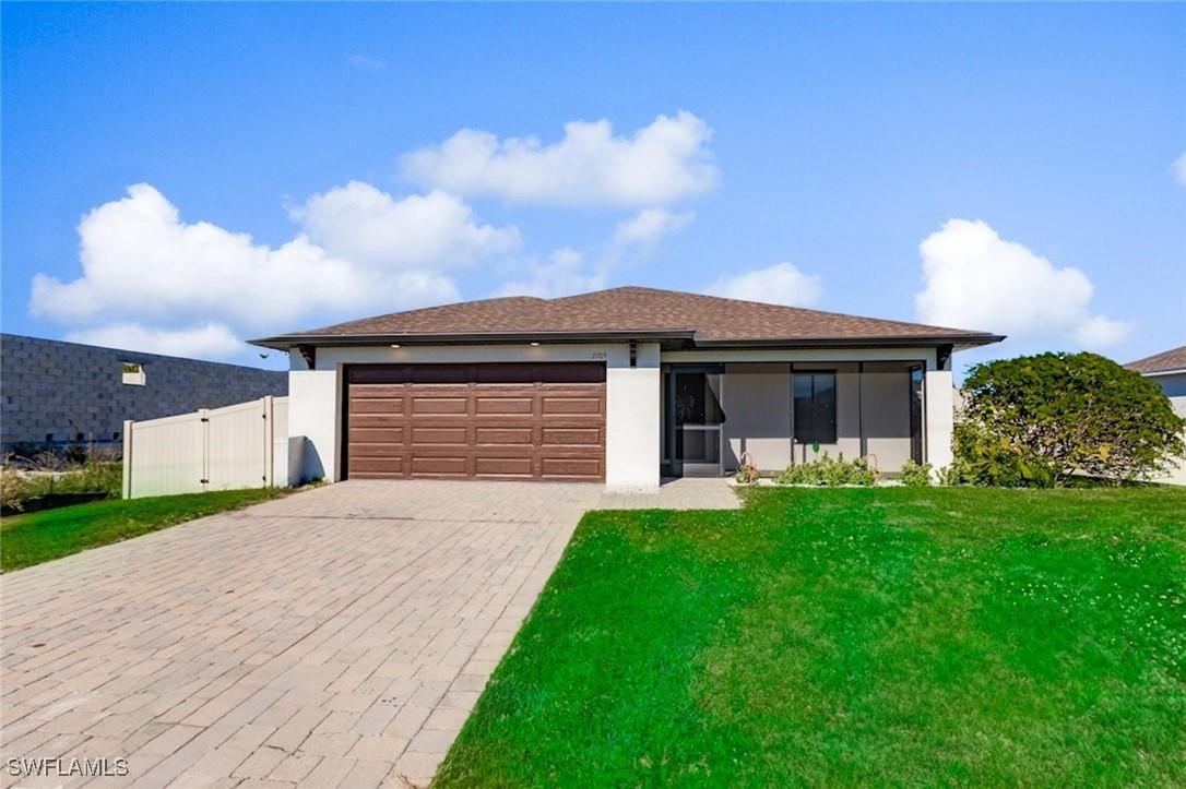 2705 NW 5th Ter., Cape Coral, FL 33993