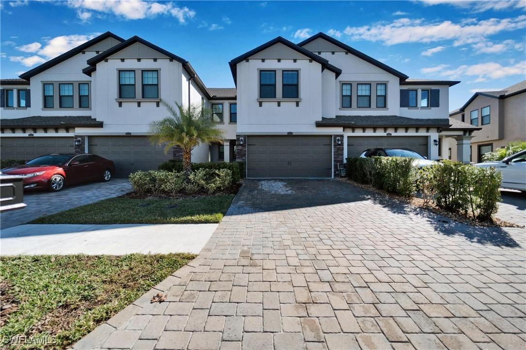 4564 Almada Ln., Wesley Chapel, FL 33543