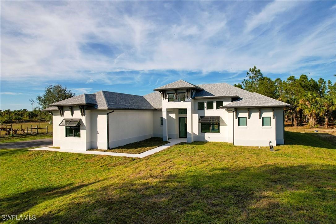 2583 18th Ave., Naples, FL 34117