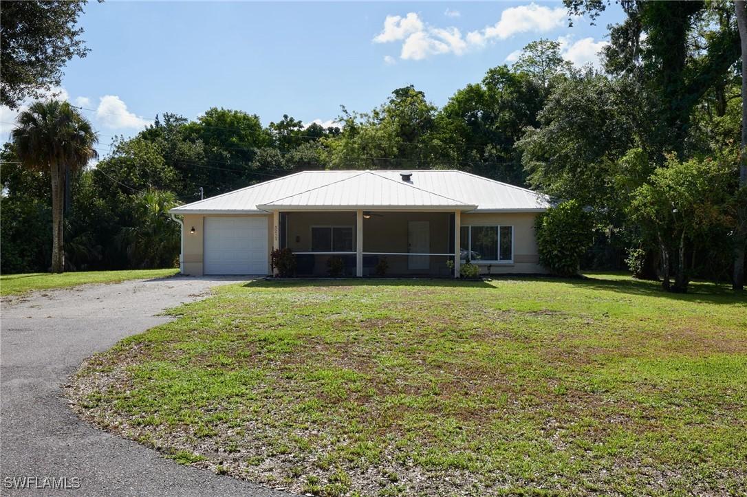 5211 Melaluca Dr., Fort Myers, FL 33905