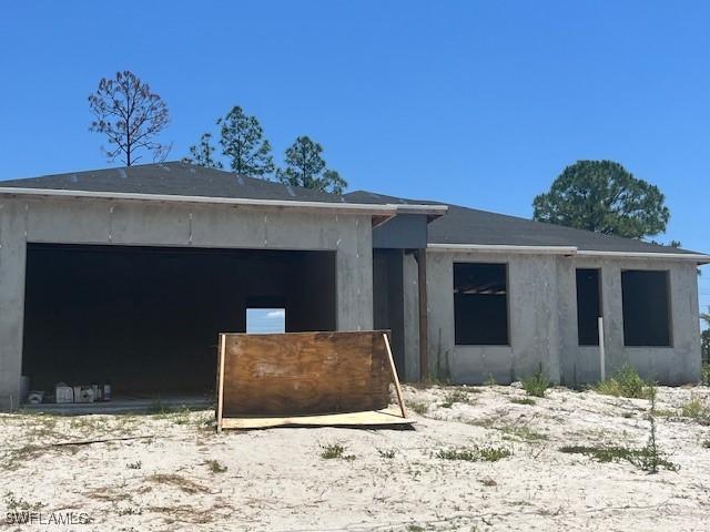 817 Crystal Ave., Lehigh Acres, FL 33974