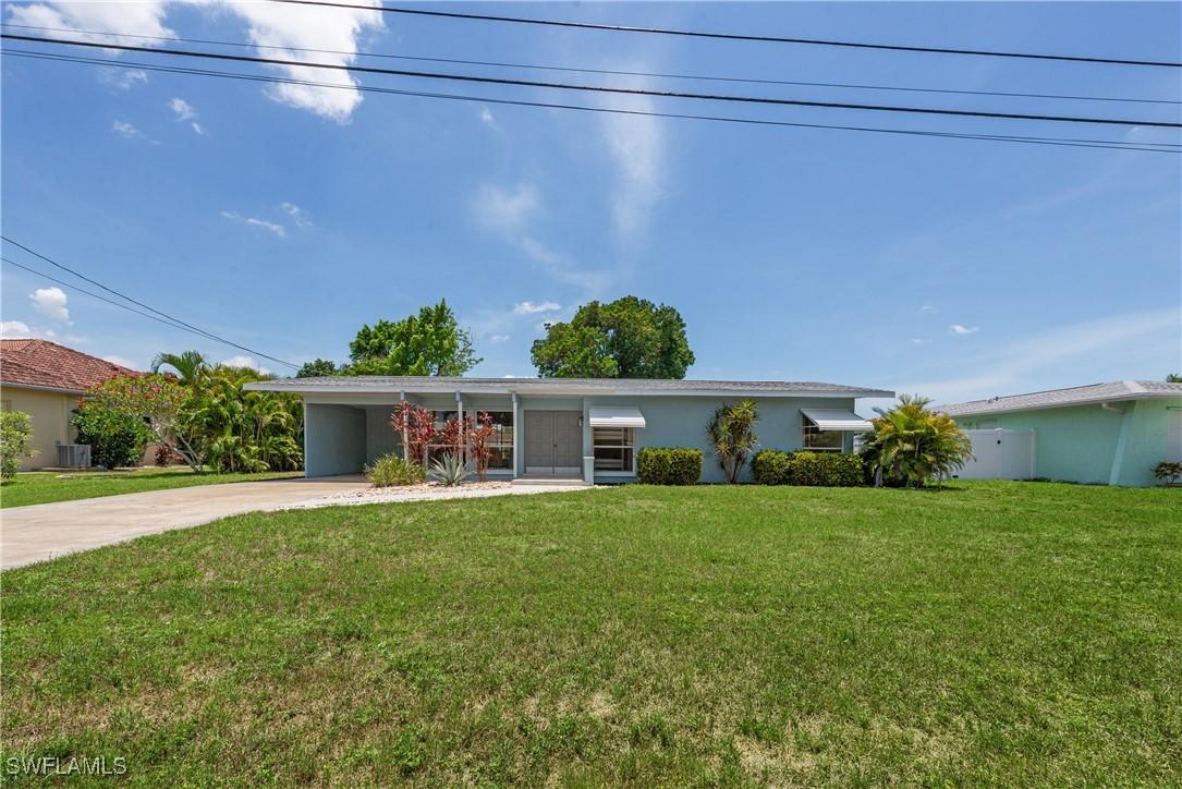 3824 SE 10th Pl., Cape Coral, FL 33904