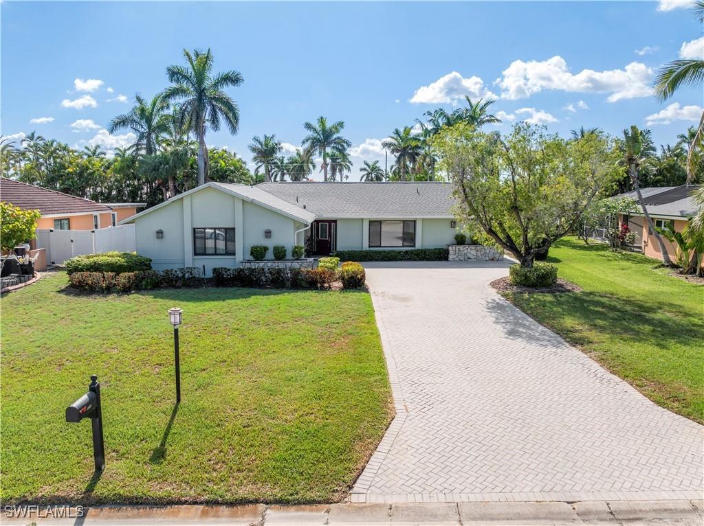 5240 Fairfield Dr., Fort Myers, FL 33919