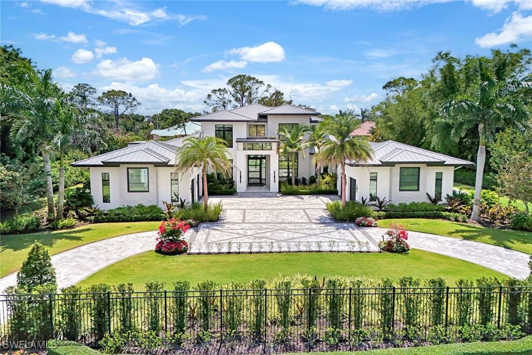 493 Carica Rd., Naples, FL 34108