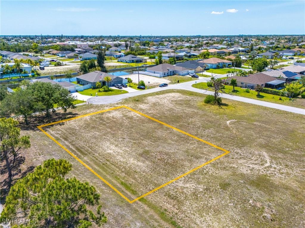 2418 SW 11th Ave., Cape Coral, FL 33914