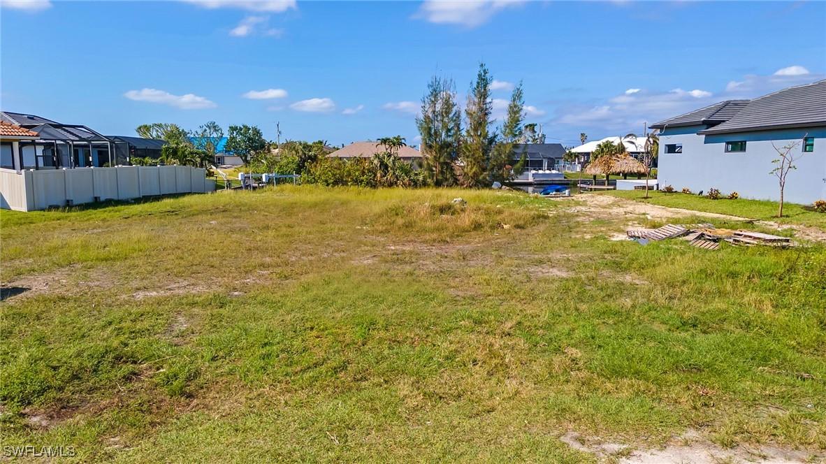 3914 SW 25th Pl., Cape Coral, FL 33914