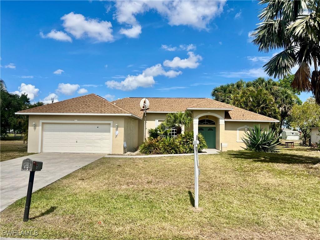 61 Pierce St., Lehigh Acres, FL 33936