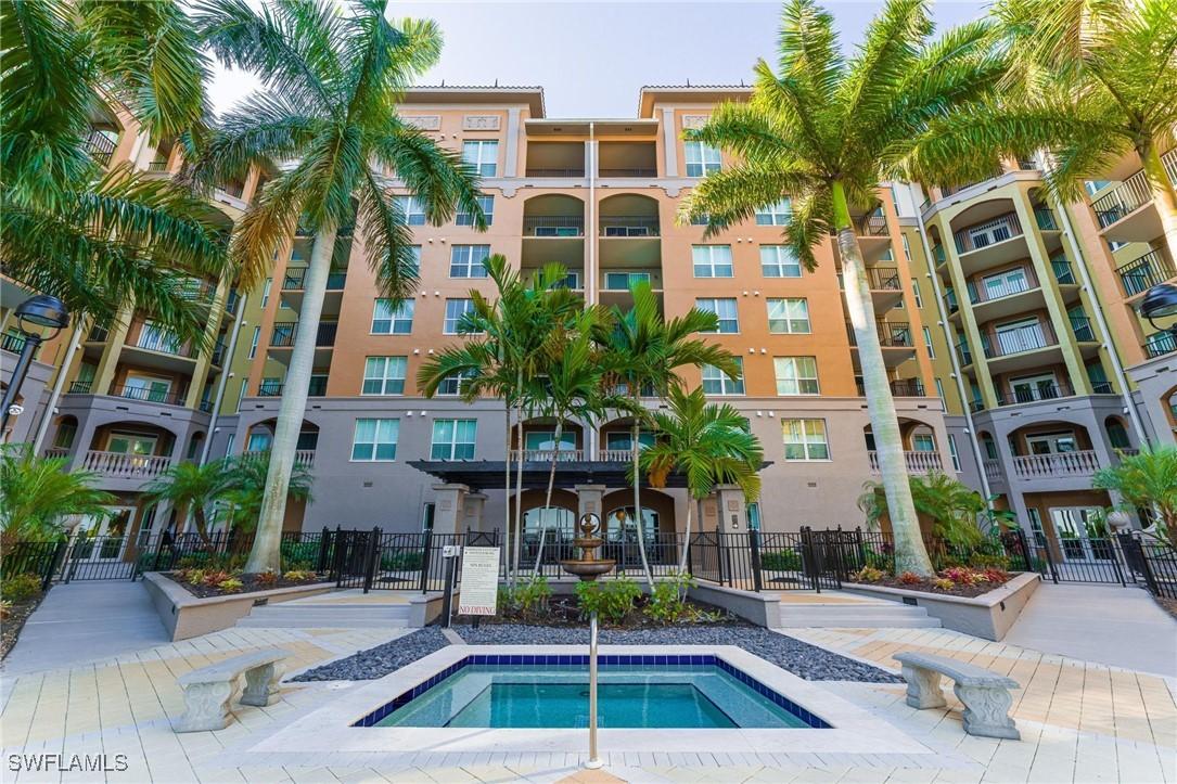 2825 Palm Beach Blvd. #203, Fort Myers, FL 33916