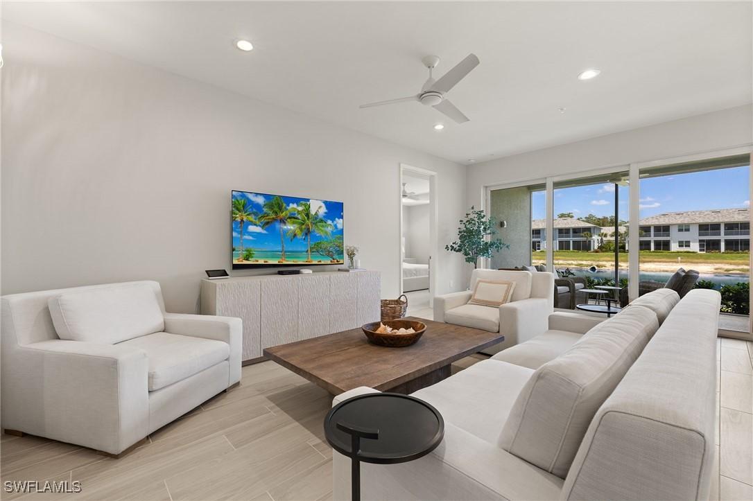 2647 Seychelles Cir. #2203, Naples, FL 34112