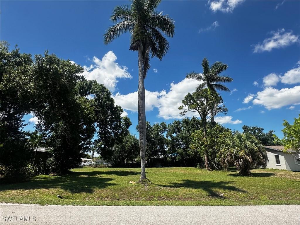 200 Rose St., North Fort Myers, FL 33903