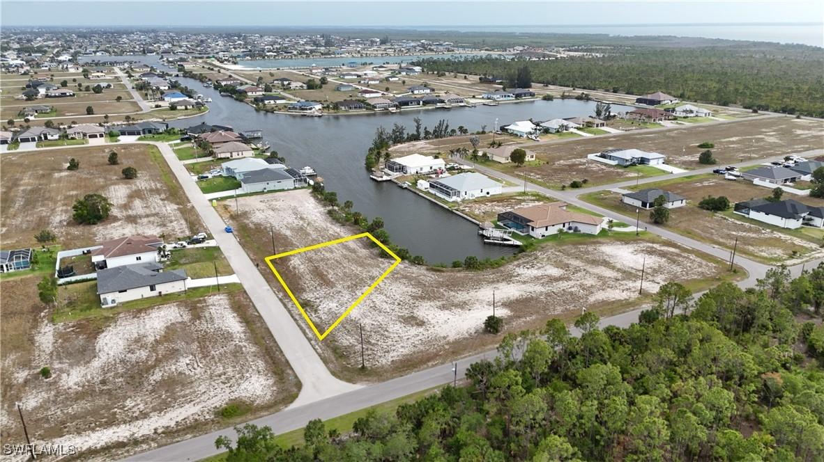 4016 NW 42nd Pl., Cape Coral, FL 33993