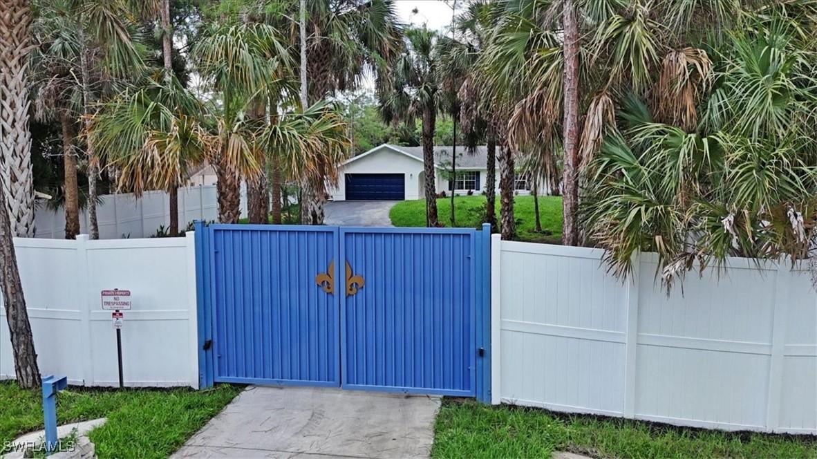 4230 11th Ave., Naples, FL 34116