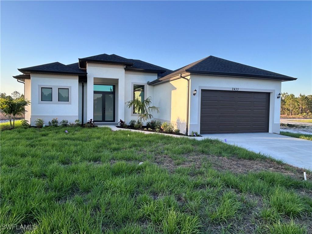 4546 18th St, Naples, FL 34120