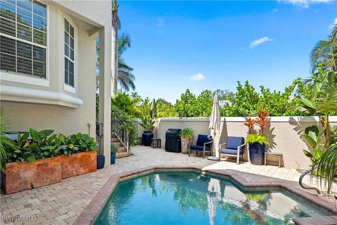 838 9th Ave. #106, Naples, FL 34102