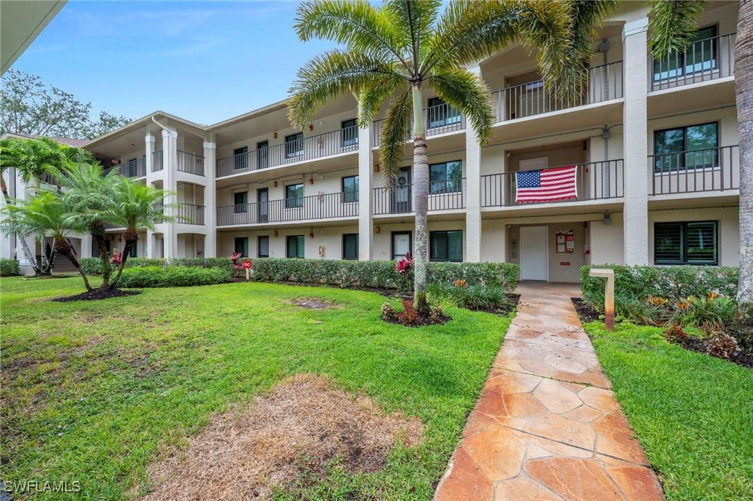 5784 Deauville Cir. #B204, Naples, FL 34112